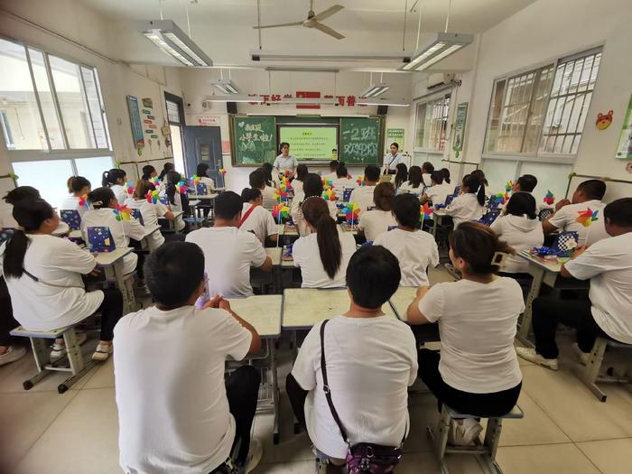 浐灞第二十一小学2024秋季学期一年级新生入学礼暨家长会