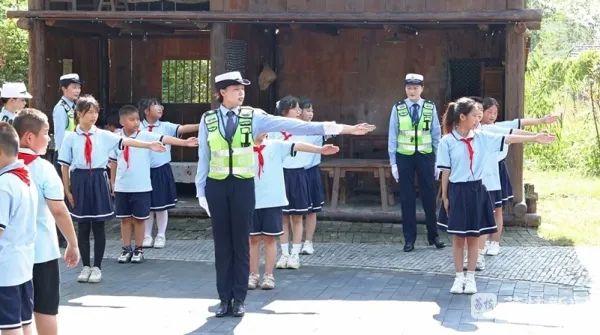 护航开学季，守牢安全关！江苏各地为广大师生及家长送上“平安开学礼”