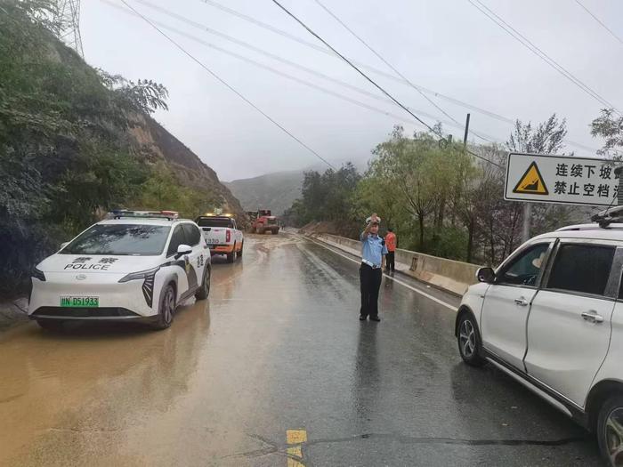 持续降雨来袭 永靖县各乡镇部门全力保障保平安