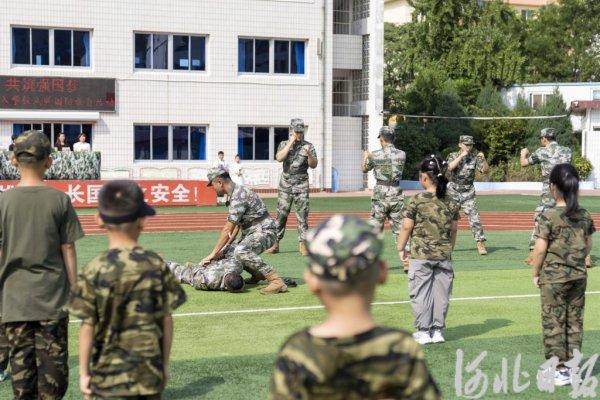 秦皇岛市海港区和安里小学：红色主题教育点亮“开学第一课”