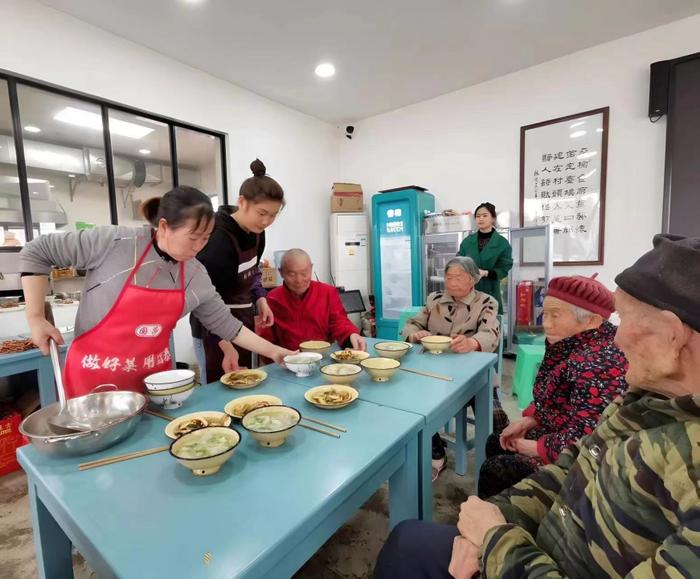 四川省眉山市诸葛村：“小助餐”服务“大民生” 守护舌尖上的幸福｜典型案例⑮