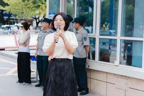 元气满满上西小 乐美成长启新航——庐江县城西小学举行一年级迎新仪式