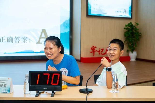 亲子家庭齐参赛！小昆山这场“诗词大会”精彩纷呈