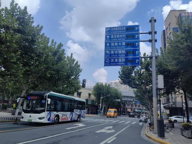 四川北路商圈标牌升级，派什么用？