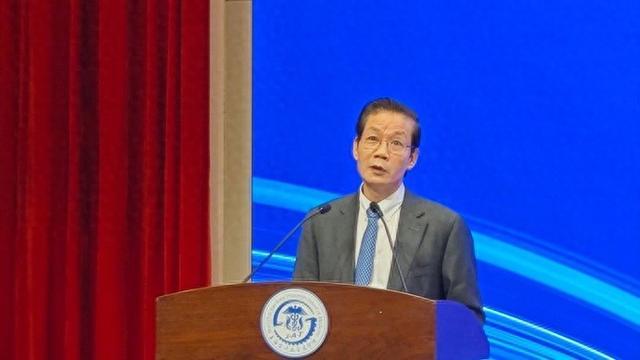 中国科学院院士、医学青年爱戴的“强叔”，熬了什么样的“鸡汤”