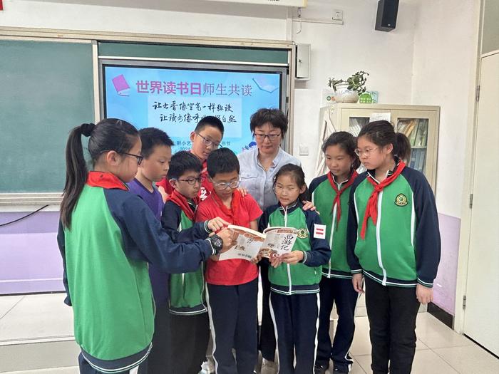 北京市丰台区艺术实验小学王新娜：以爱为舟 筑梦成长 扬帆远航