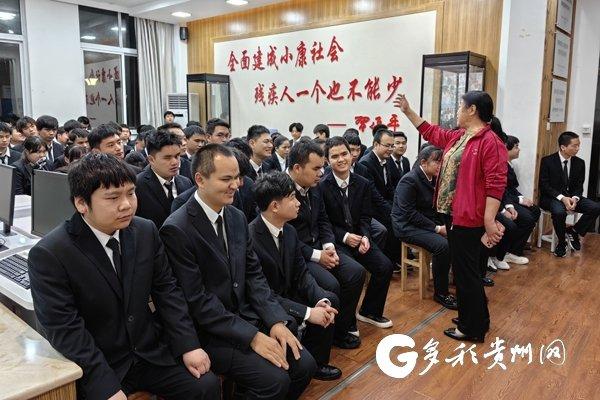 【追光者】年复一年特教“续集” 她让743名学生看见光