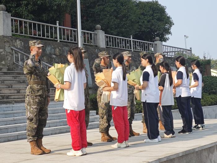 九江市第七中学举行2024级高一军训动员大会