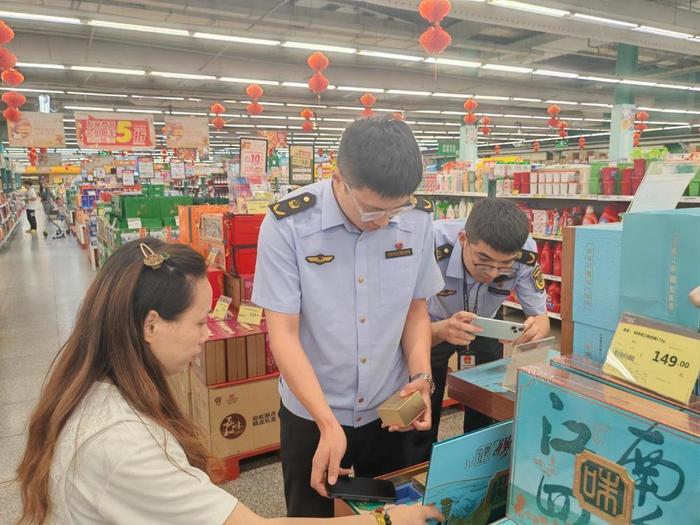 今年月饼市场怎么样？简约平价成主流，超400元礼盒不多见