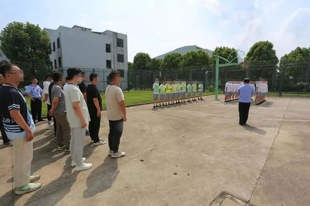 “沉浸式”体验，“零距离”警示！这场教育震慑感拉满