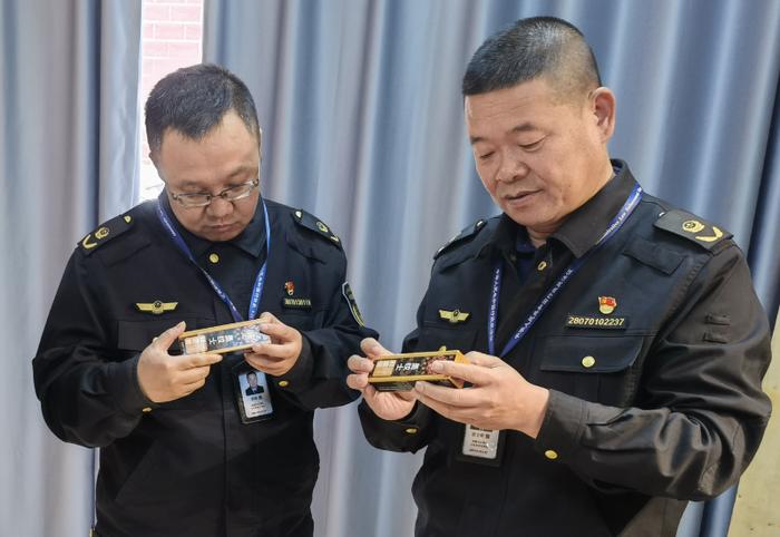 甘肃省张掖市甘州区北街市场监管所加大文身行业监管力度