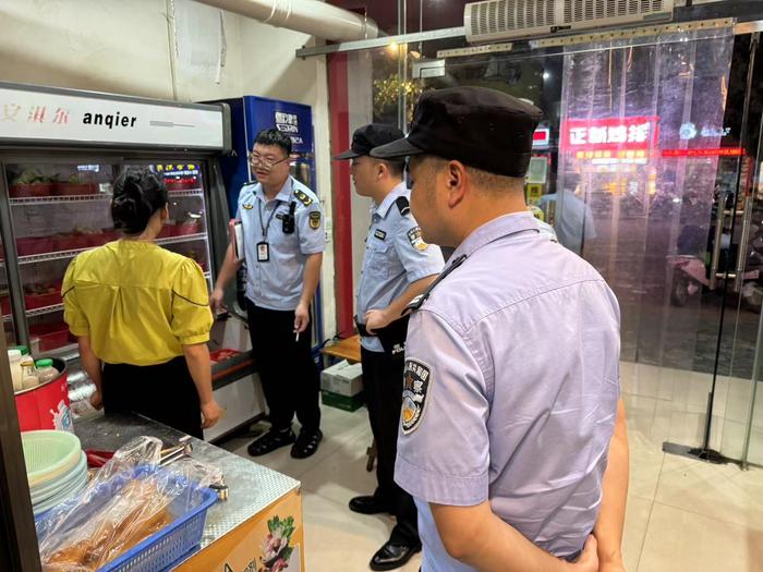 江西省广昌县开展夜市餐饮食品安全专项检查