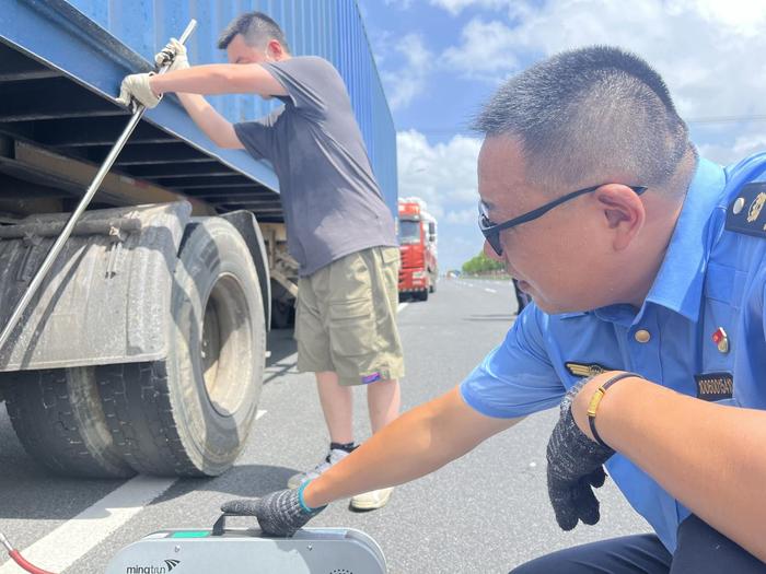 南通如东打造全面型执法尖兵团队