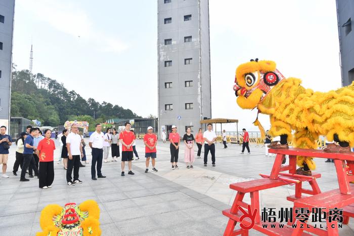 昨天，奥运冠军练俊杰回到梦开始的地方