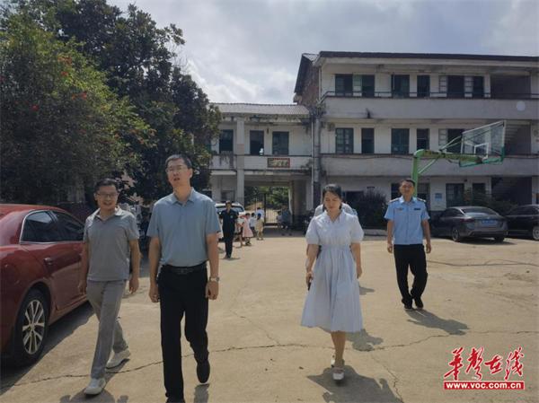 双桥镇中心学校：调研指导护民生