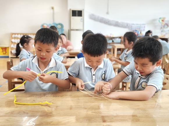 灞桥区洪庆街道中心幼儿园中秋节主题活动