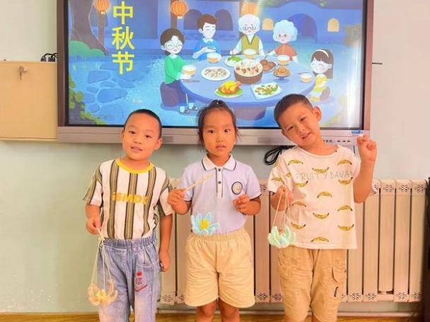 灞桥区洪庆街道中心幼儿园中秋节主题活动