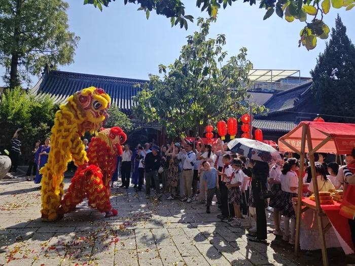 中秋佳节，天后宫里活动多