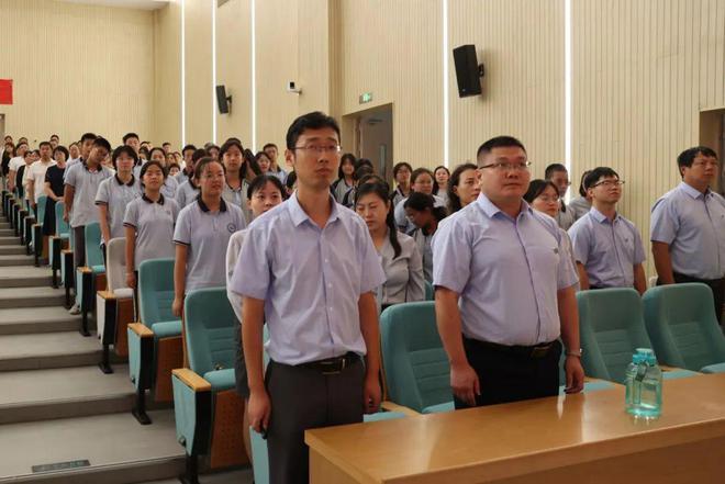 惟勤惟志 奋楫笃行｜西安交通大学附属中学空港实验学校初2025届初三启动仪式圆满举行