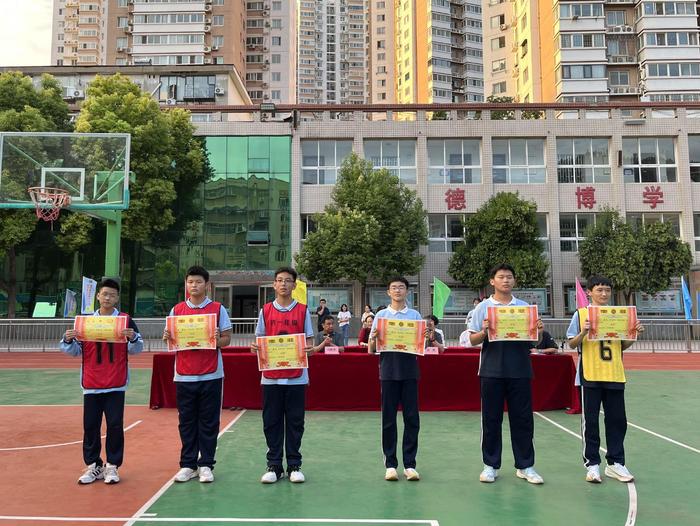 阳光课间展风采，激情跑操奔未来——郑州市第四十四初级中学举行2024年课间美跑比赛