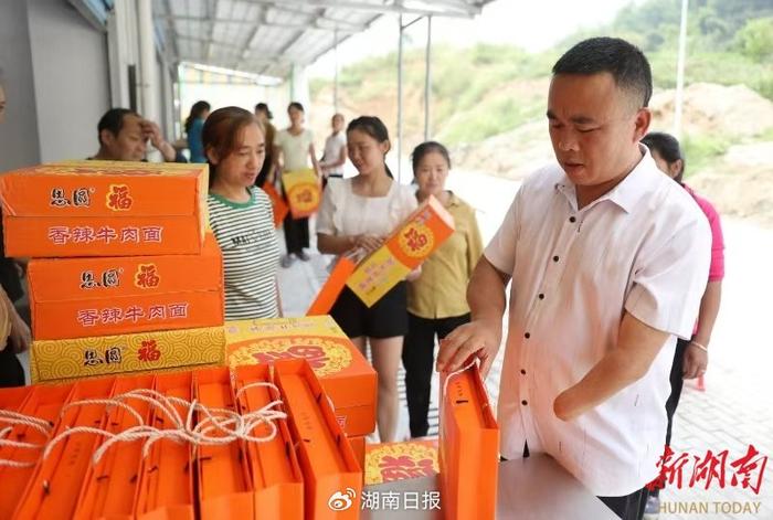 资兴救灾一线：“只要工厂动起来，日子就有盼头”