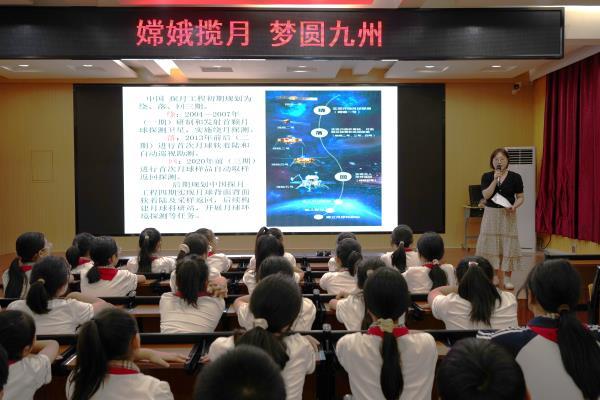 十堰市实验小学：科技点燃梦想 科创助力“双减”