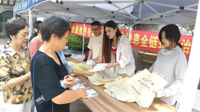 青浦区开展电动自行车锂电池安全免费检测活动