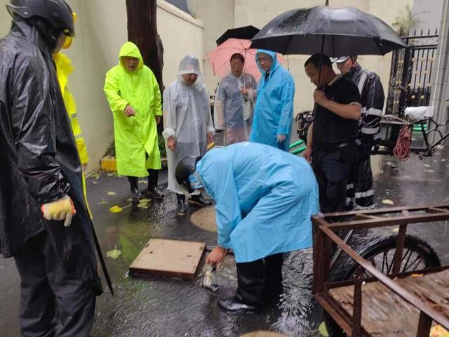 上海市中心这个老小区，近120户居民家中进水，经合力“抢救”已恢复