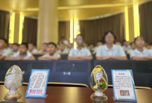 防范药物滥用 护航无毒青春 简阳市射洪坝街道开展新生入学禁毒宣传