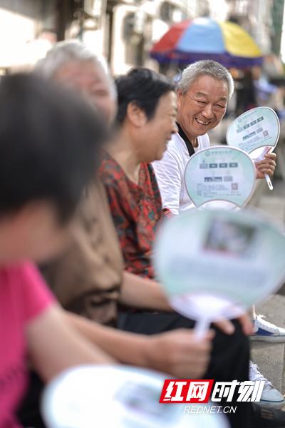 “十八总”的慢时光氤氲城市的乡愁丨人民路上原住民·湘潭篇