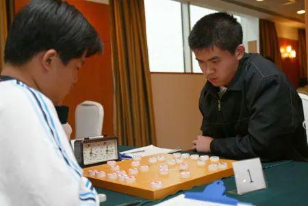 “中国象棋第一人”，在反腐风暴中第一个“出局”