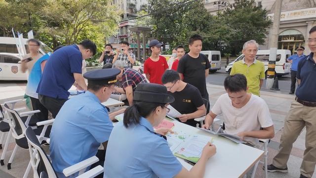 普法新风尚，法治暖人心，这场普法宣传活动深入人心……