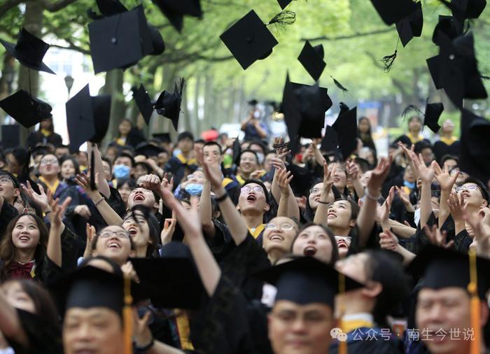 风向大转弯！赴美留学骤减90%，美国慌了：我们离不开中国学生