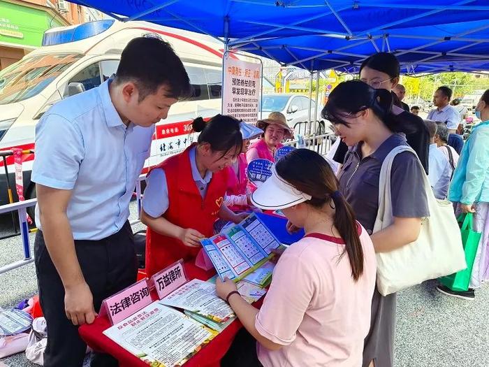 广西北海市开展“八桂食安食品安全进社区”志愿服务活动