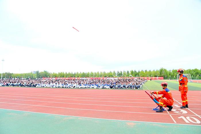 河北省高校开展形式多样的新生入学教育 扣好大学生活第一粒扣子