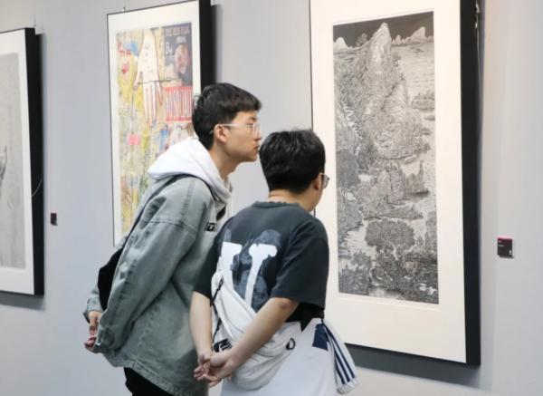 国庆假期开启赏析模式—— “明日的版画 优秀版画作品巡展”在青海省美术馆开幕