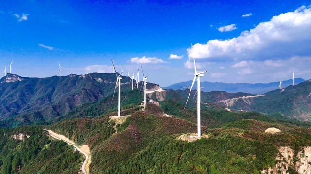 重庆南川最大风电项目并网投运 年发电量达1.6亿千瓦时