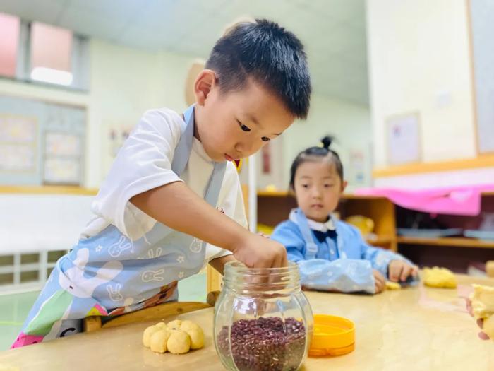 灞桥区洪庆街道中心幼儿园社团活动纪实