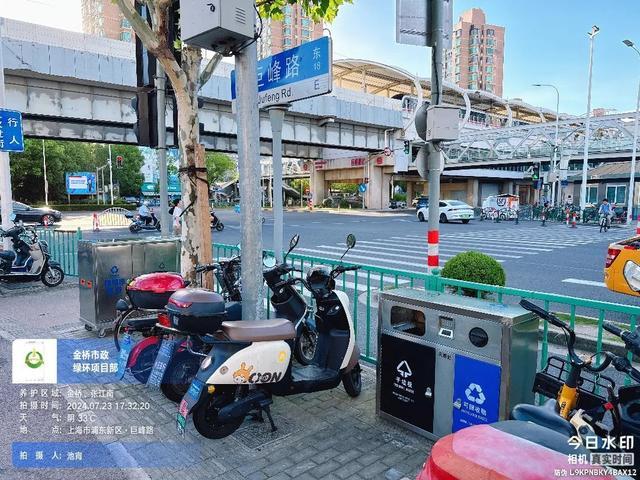 迎国庆假期大客流 本市环卫进一步优化设置道路废物箱