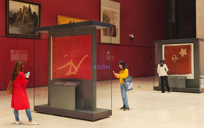 这个国庆假期，沿着中轴线看新展、打卡博物馆