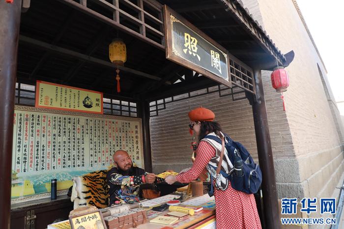 秋游嘉峪关