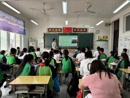 南召县马市坪乡中心小学：教学视导明方向，精耕细研促成长