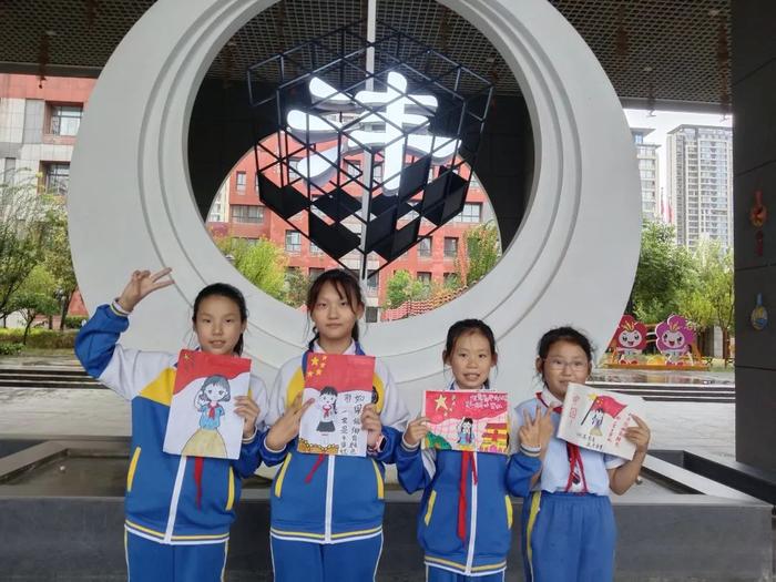 小小中国心 浓浓爱国情 西咸新区沣东第五小学开展庆祝国庆节系列活动