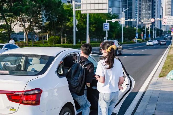 乘客方便、司机受益，滴滴包车深挖出行新场景