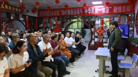 “像珍视自己的生命一样珍视民族团结”——记全国民族团结进步模范个人库热希·库尔班