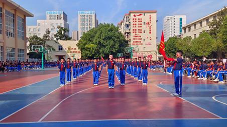 南召县马市坪乡中心小学：交流学习拓思路 启思践行促成长