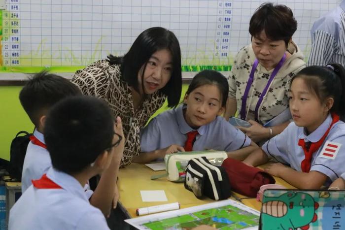 新城区太华路小学被授予“品质课程联盟实验学校”称号