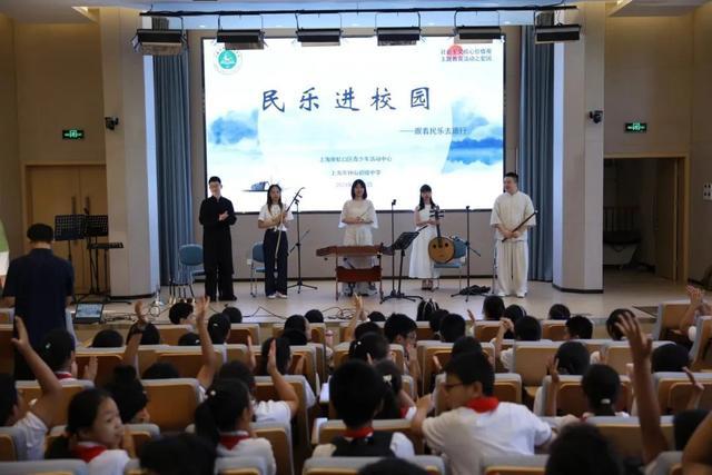 执妙笔、奏雅韵，虹口学子庆祝新中国成立75周年