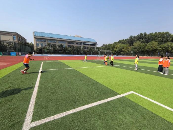 太华路小学举行2024年“灼华杯”校园足球班级联赛