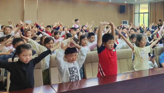 岐黄本草小少年 探秘中药元宇宙——合肥市兴华苑小学相山路校区科普系列活动第一讲